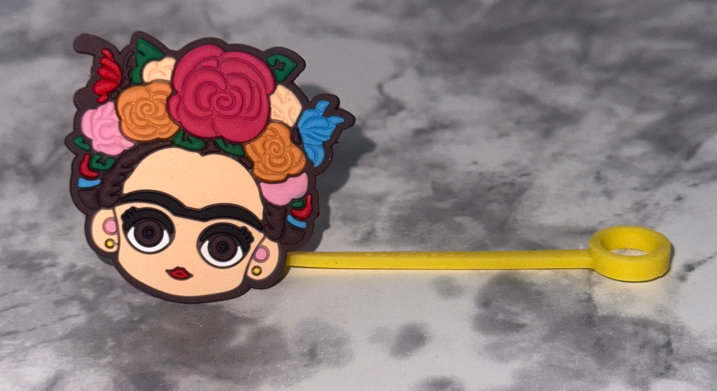 Frida Straw Topper