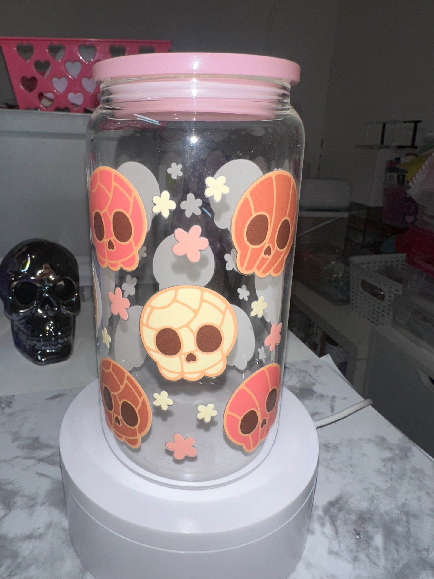 Skull Concha Glass Tumbler
