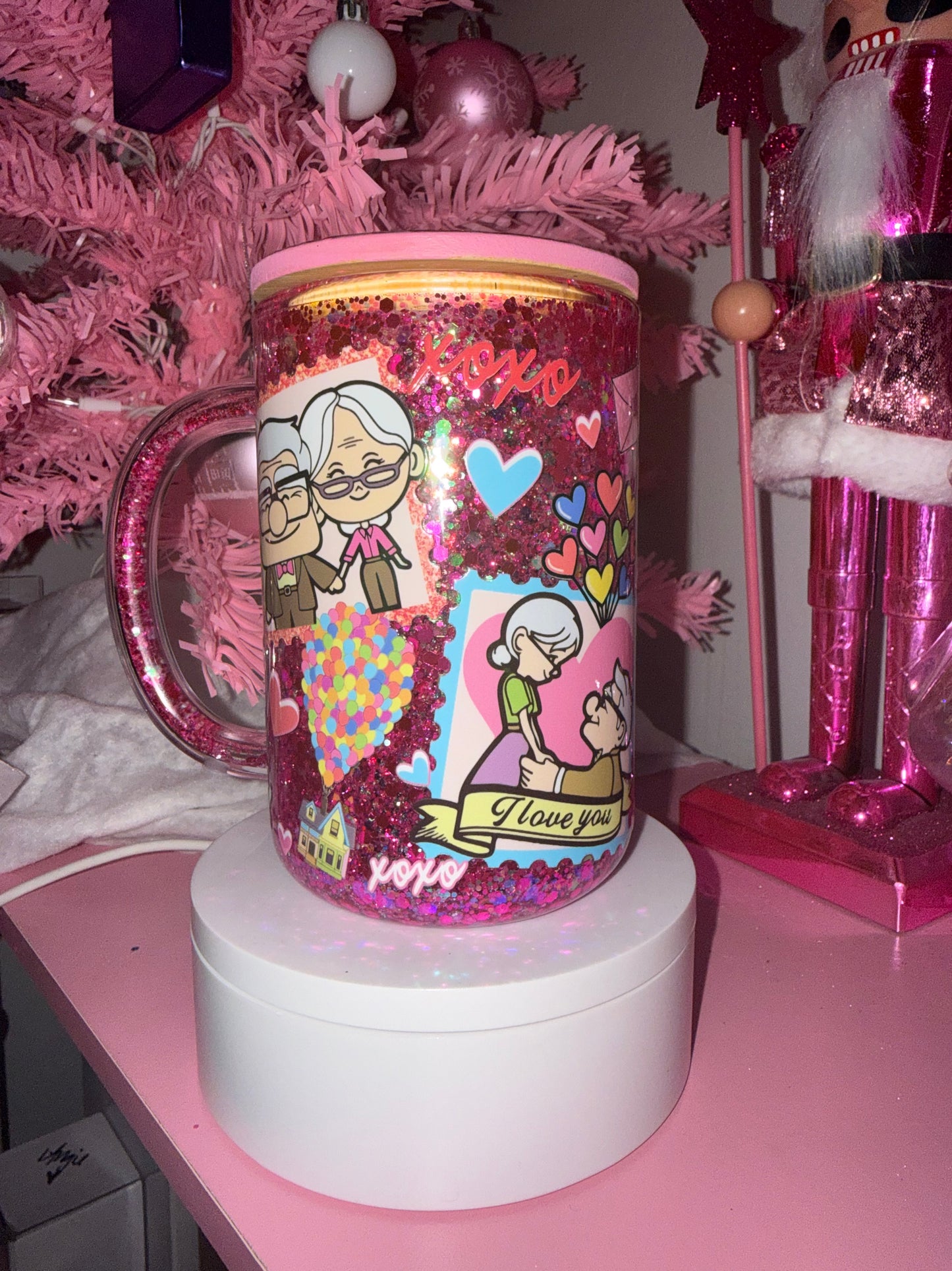 Up Couple Mug Snow Globe