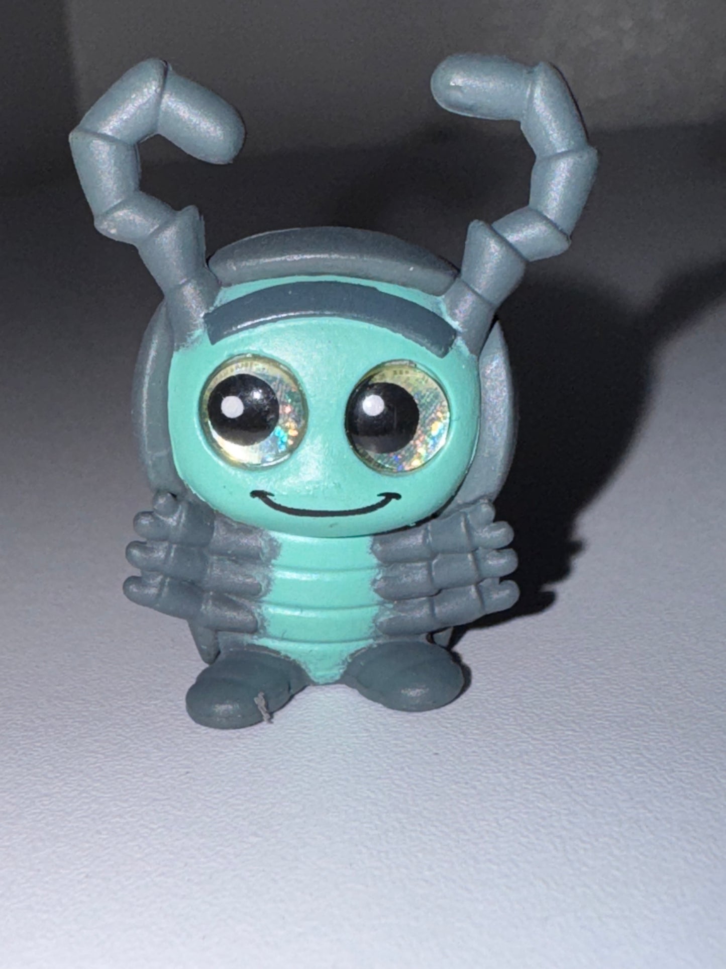 Roll (A Bugs Life) - Series 9  - Common